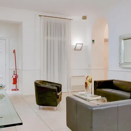 Hotel Enjoy Rome